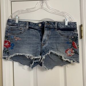 Express Relaxed Low Rise Shortie Floral Shorts